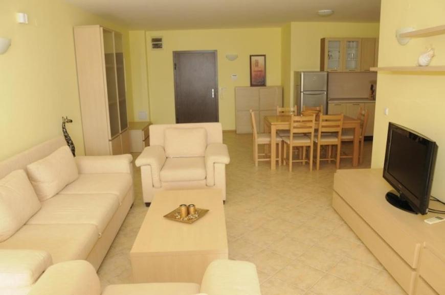 Romana Aparthotel *